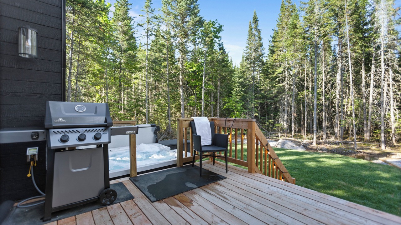 Photo of Patio Balcony in Lac-Swell