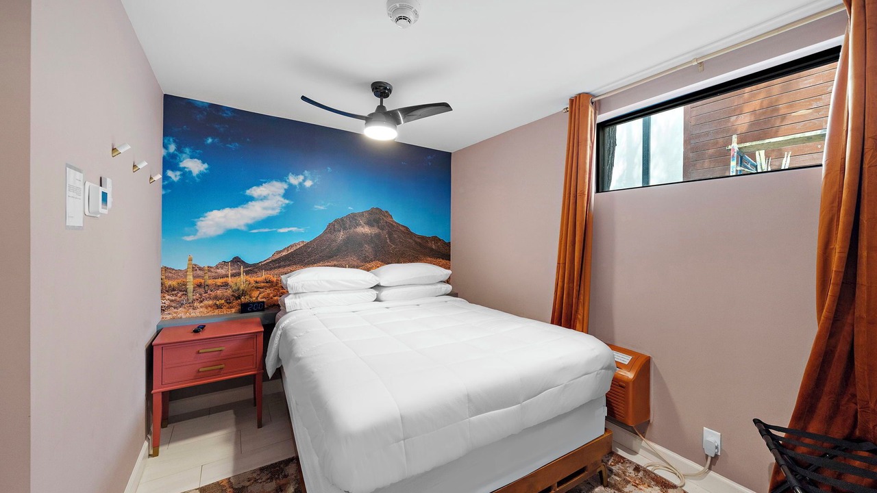 Photo of Bedroom in South Central Houston