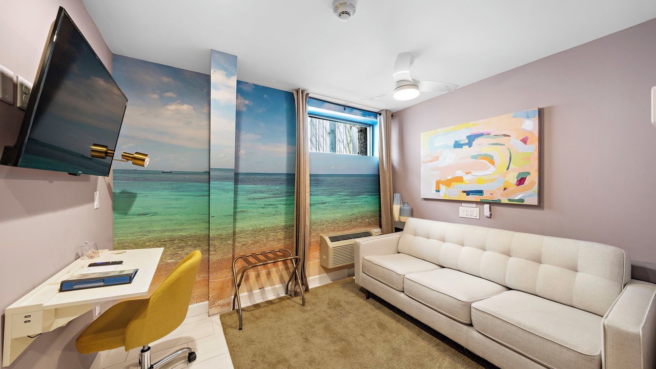 Photo of Livingroom in South Central Houston