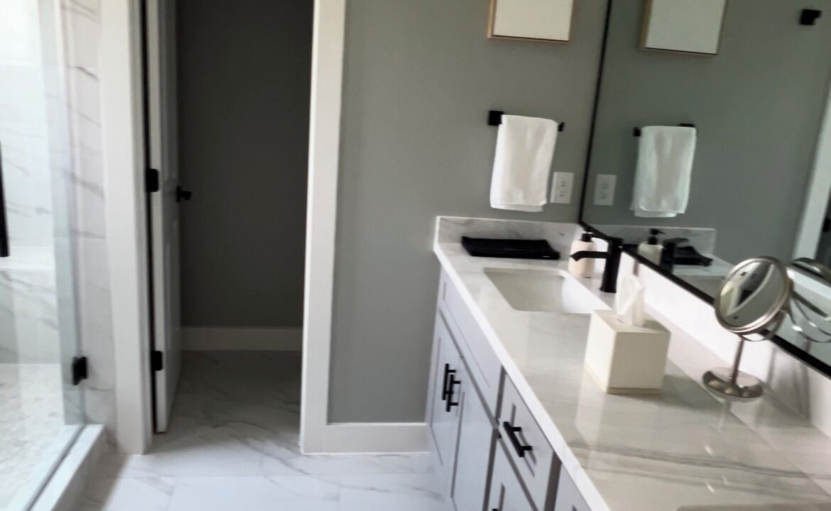 Photo of Bathroom in Greater Third Ward