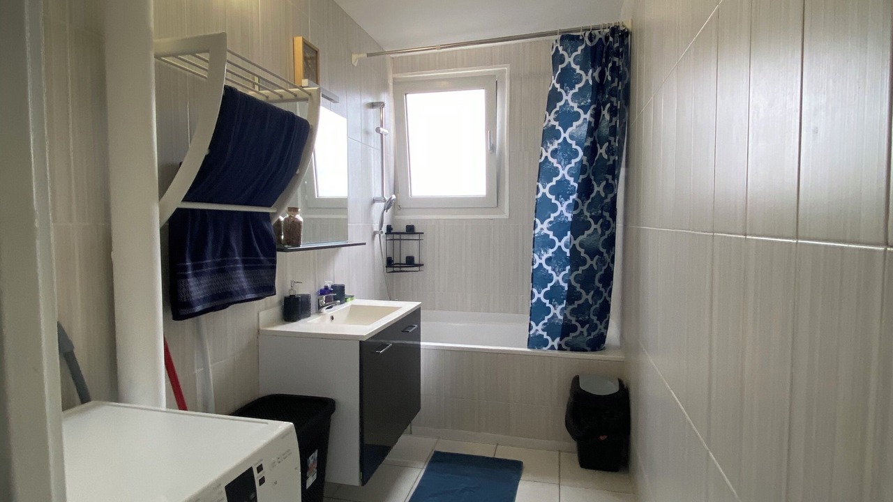 Photo of Bathroom in Asnieres-sur-Seine
