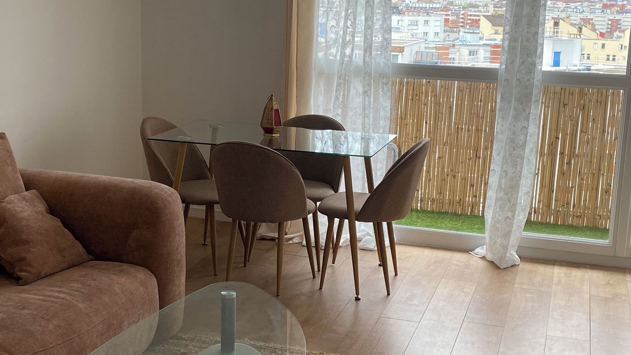 Photo of Livingroom in Asnieres-sur-Seine
