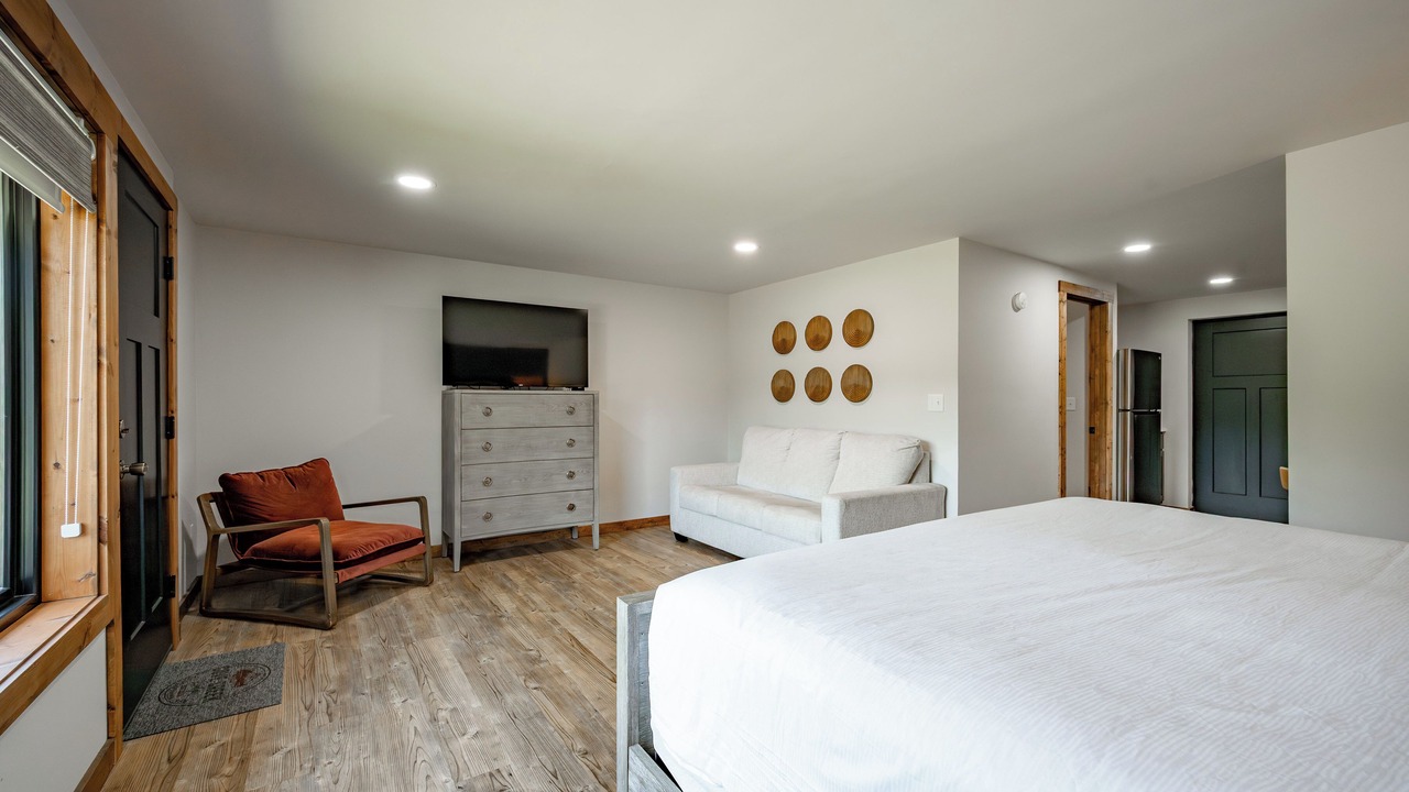 Photo of Bedroom in Thayerville