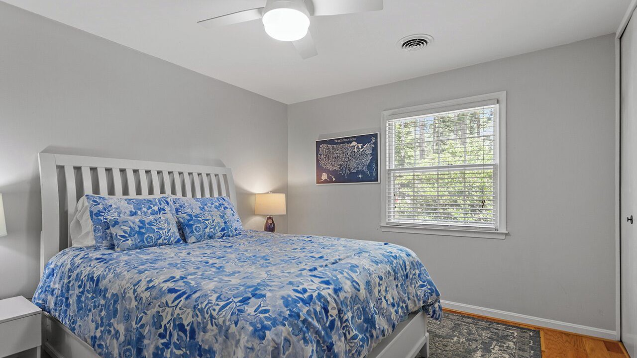 Photo of Bedroom in Meredith Woods
