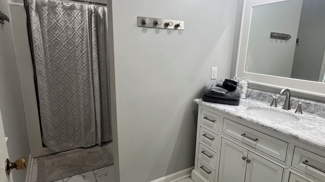 Photo of Bathroom in Meredith Woods