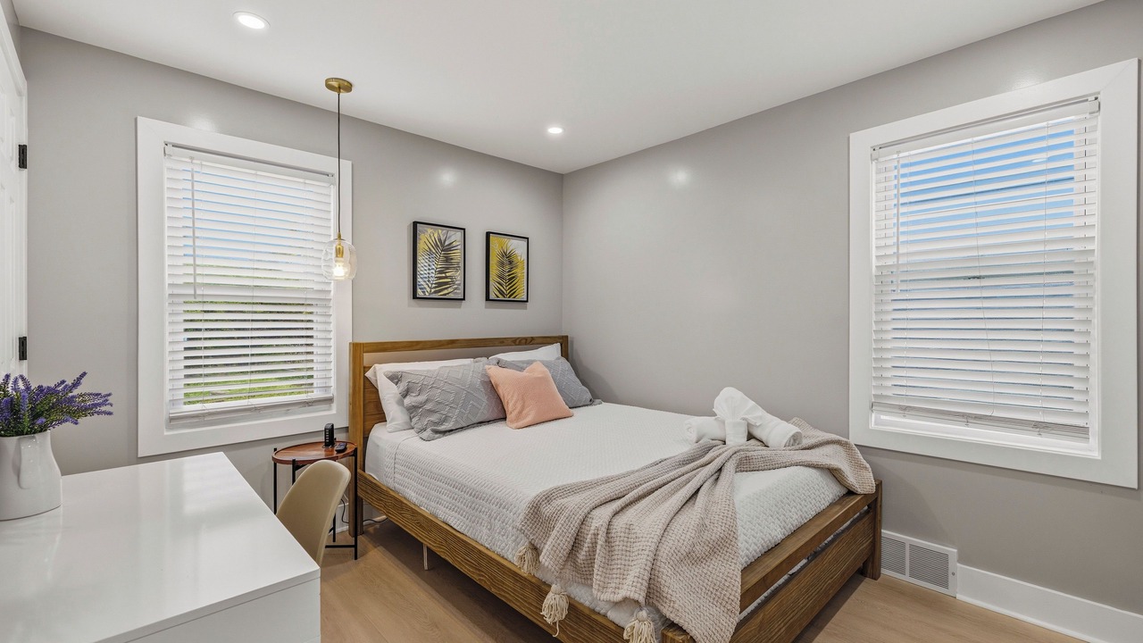 Photo of Bedroom in Eggertsville