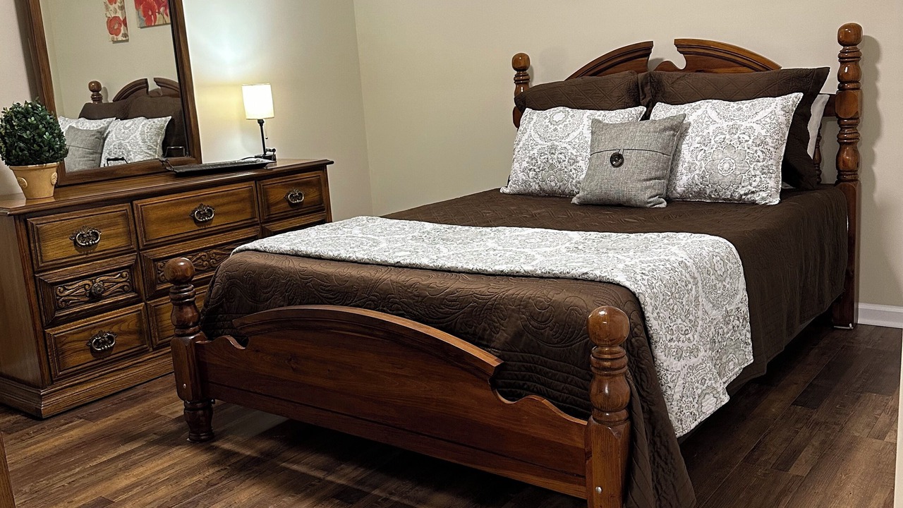 Photo of Bedroom in Rogersville