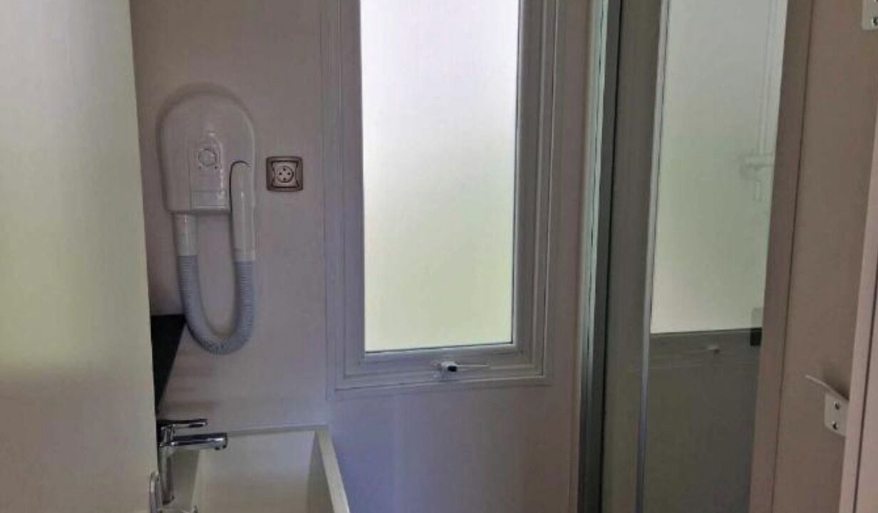 Photo of Bathroom in Vendres