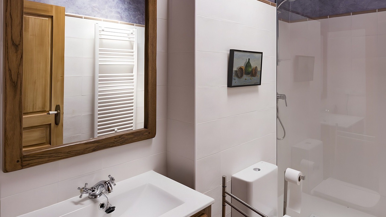 Photo of Bathroom in Lerin