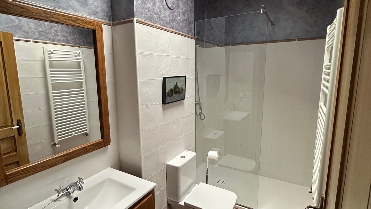 Photo of Bathroom in Lerin