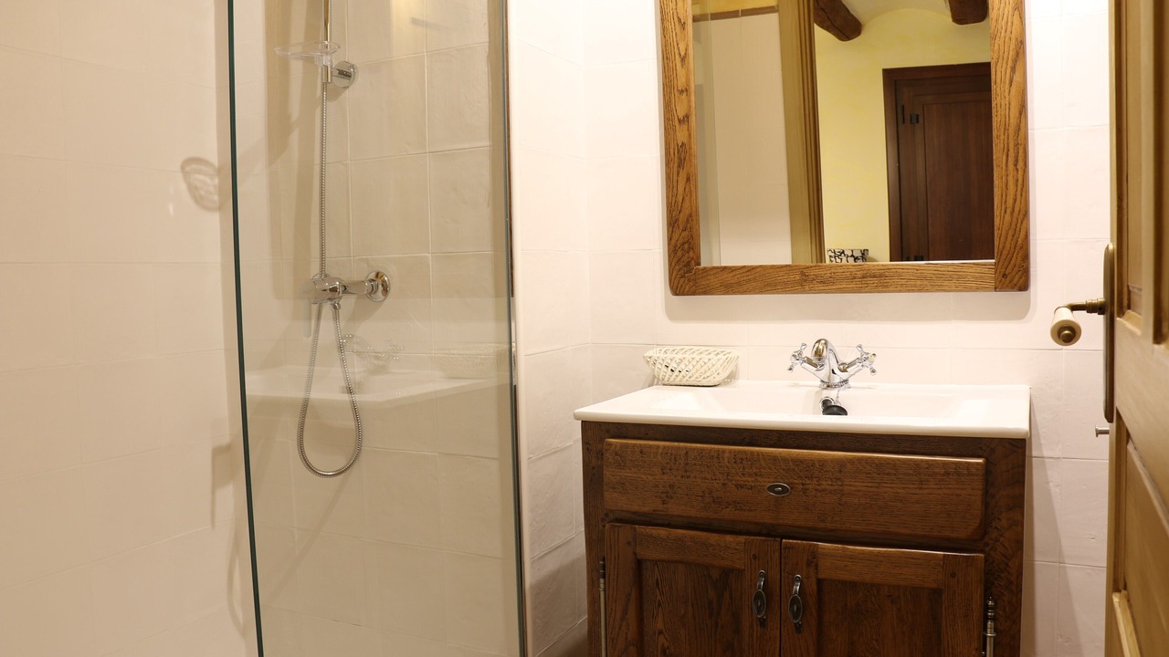 Photo of Bathroom in Lerin