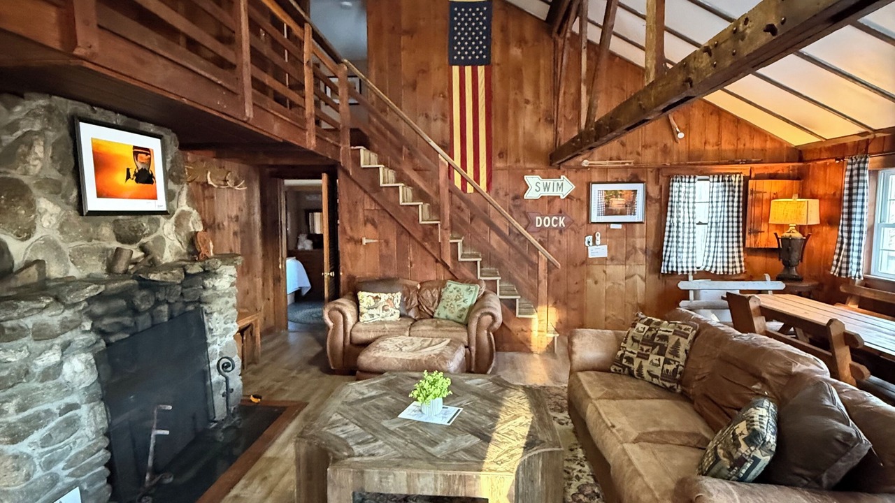 Photo of Livingroom in Holderness