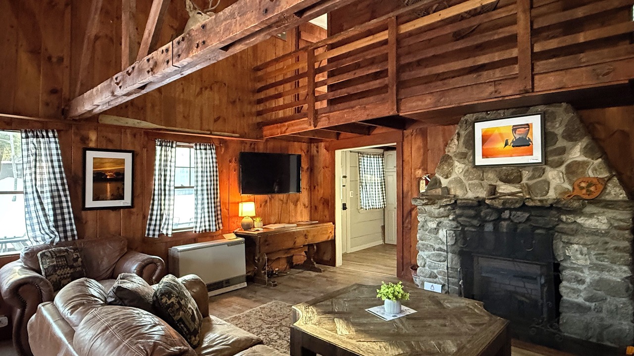 Photo of Livingroom in Holderness