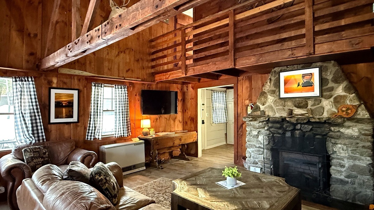 Photo of Livingroom in Holderness