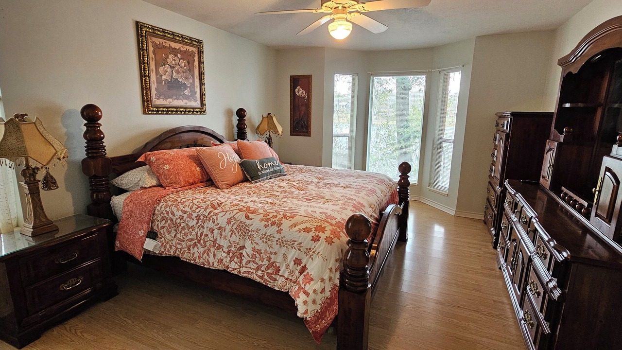 Photo of Bedroom in Hilltop Lakes
