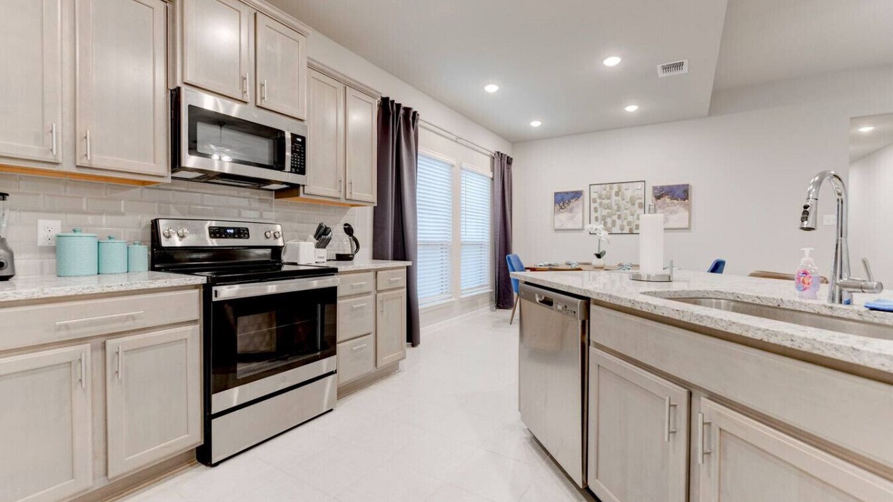 Photo of Kitchen in Leon Junction