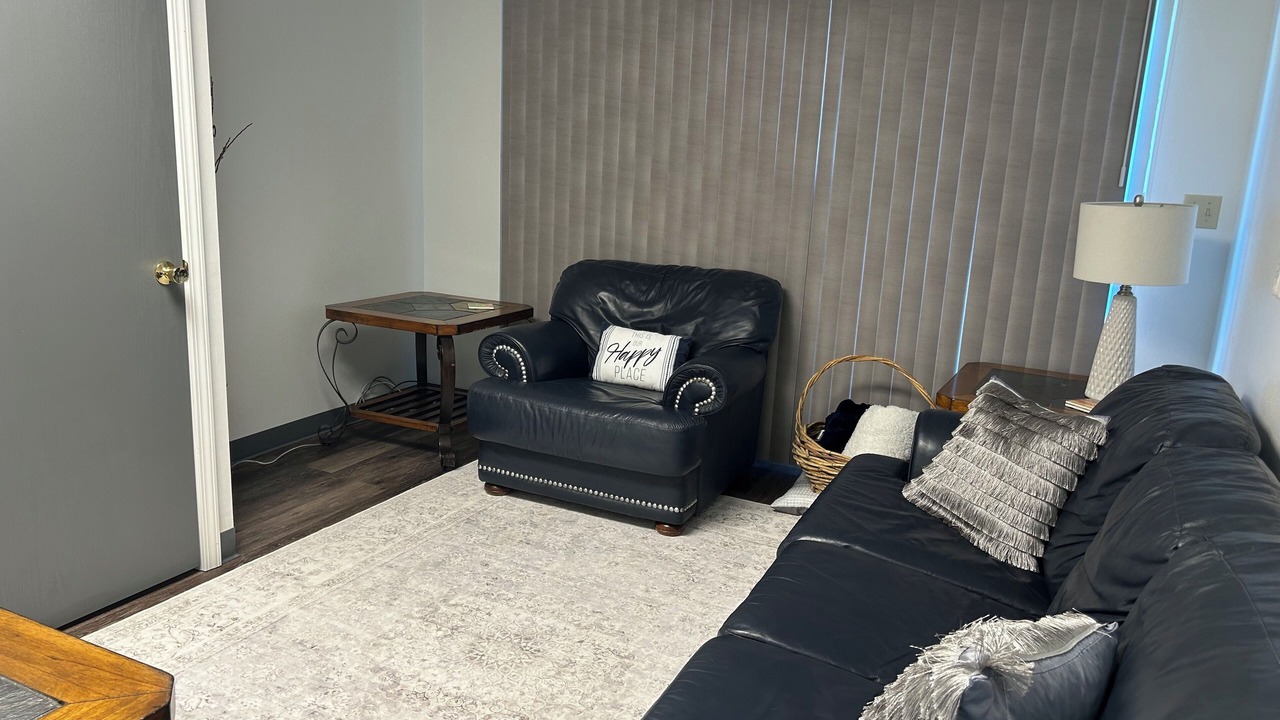 Photo of Livingroom in Venango