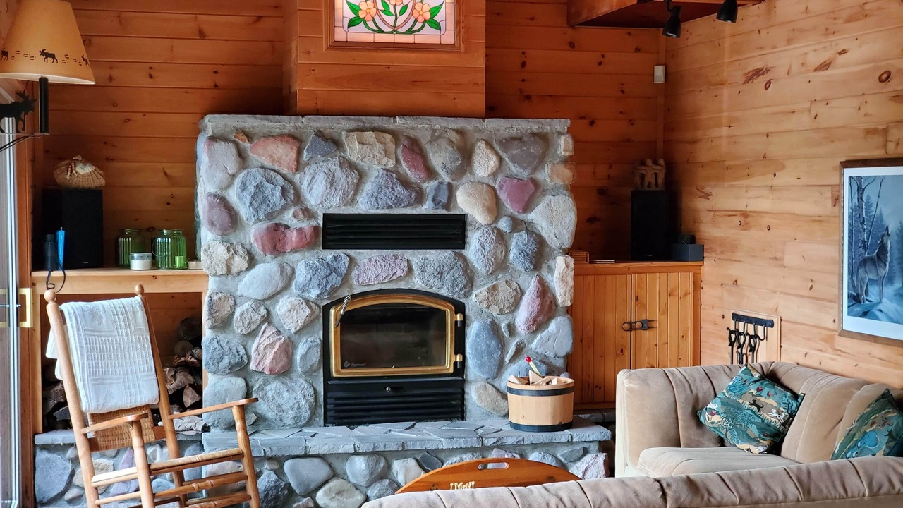 Photo of Livingroom in Markville