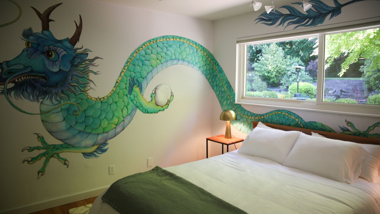 Photo of Bedroom in Innis Arden