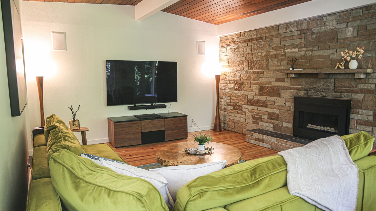 Photo of Livingroom in Innis Arden