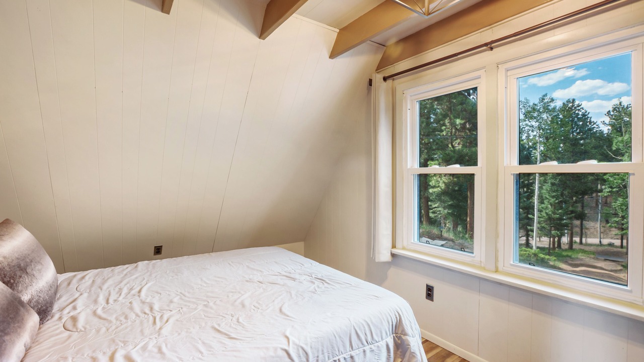 Photo of Bedroom in Woodland Park
