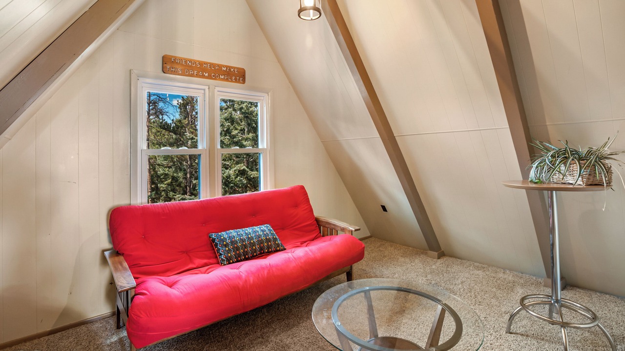 Photo of Livingroom in Woodland Park