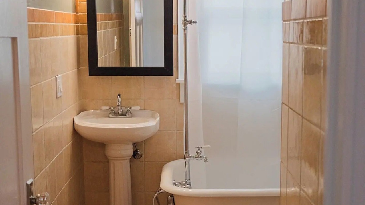 Photo of Bathroom in Central Berkeley