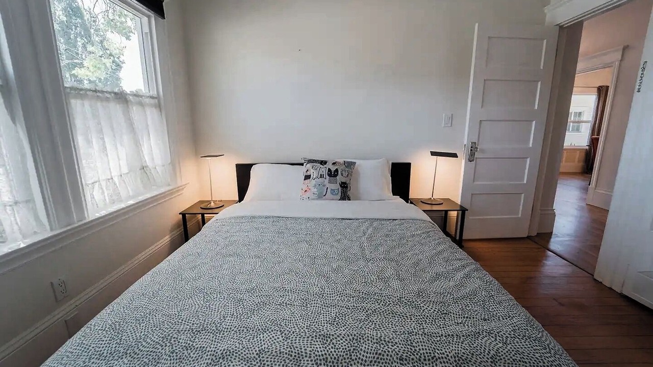 Photo of Bedroom in Central Berkeley