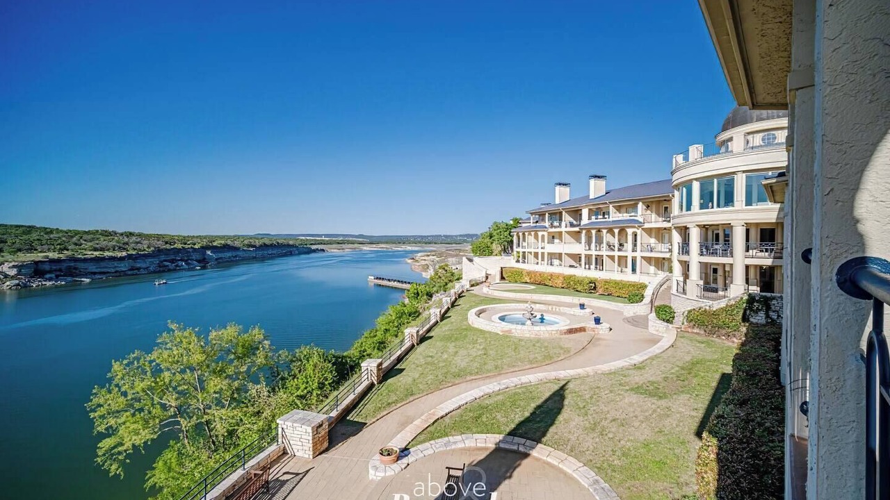 Photo of Patio Balcony in Highland Lake Estates