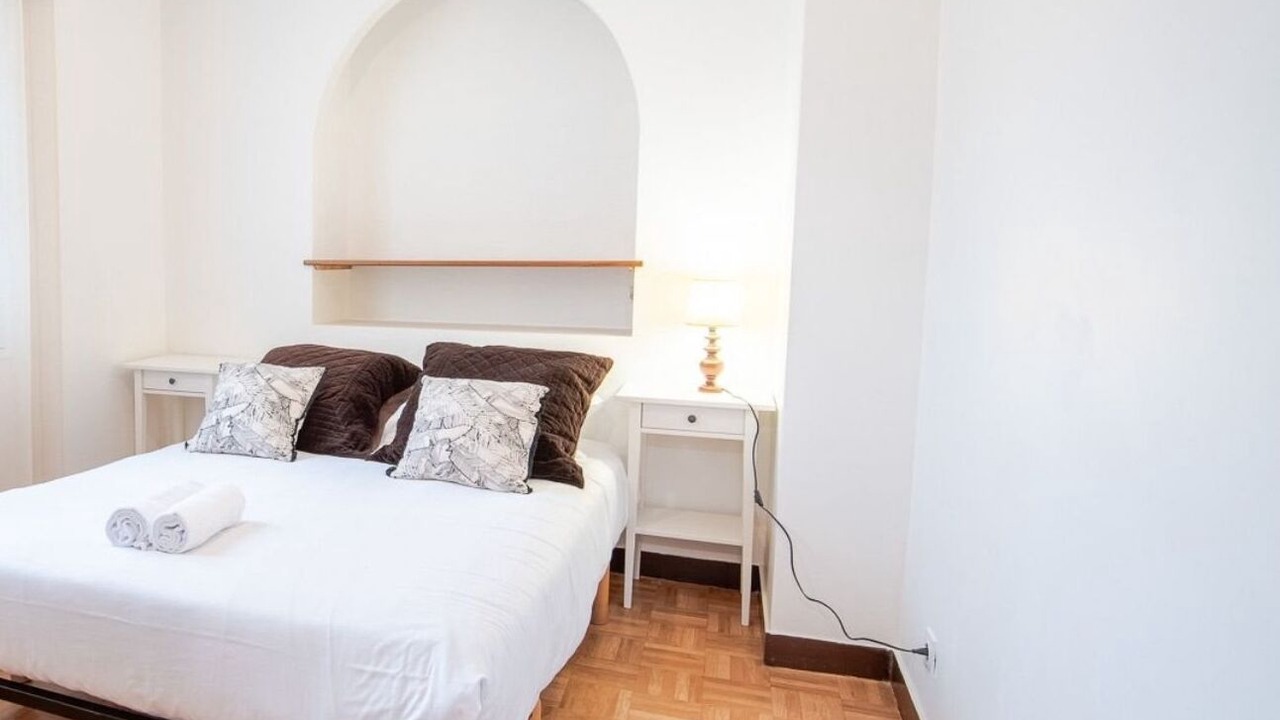 Photo of Bedroom in Truyes