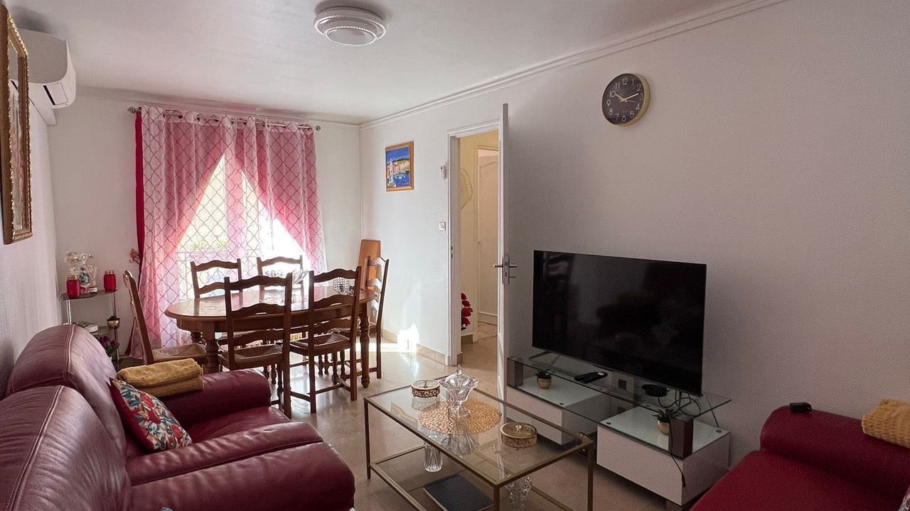 Photo of Livingroom in Courthezon