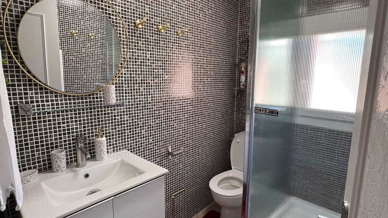 Photo of Bathroom in Courthezon