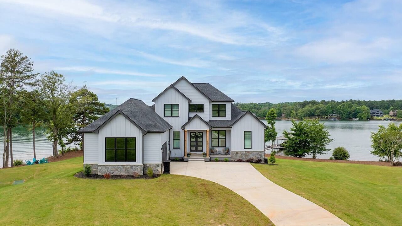 Photo of Outdoor in Seneca