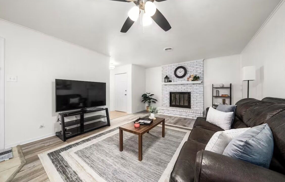 Photo of Livingroom in Fort Smith