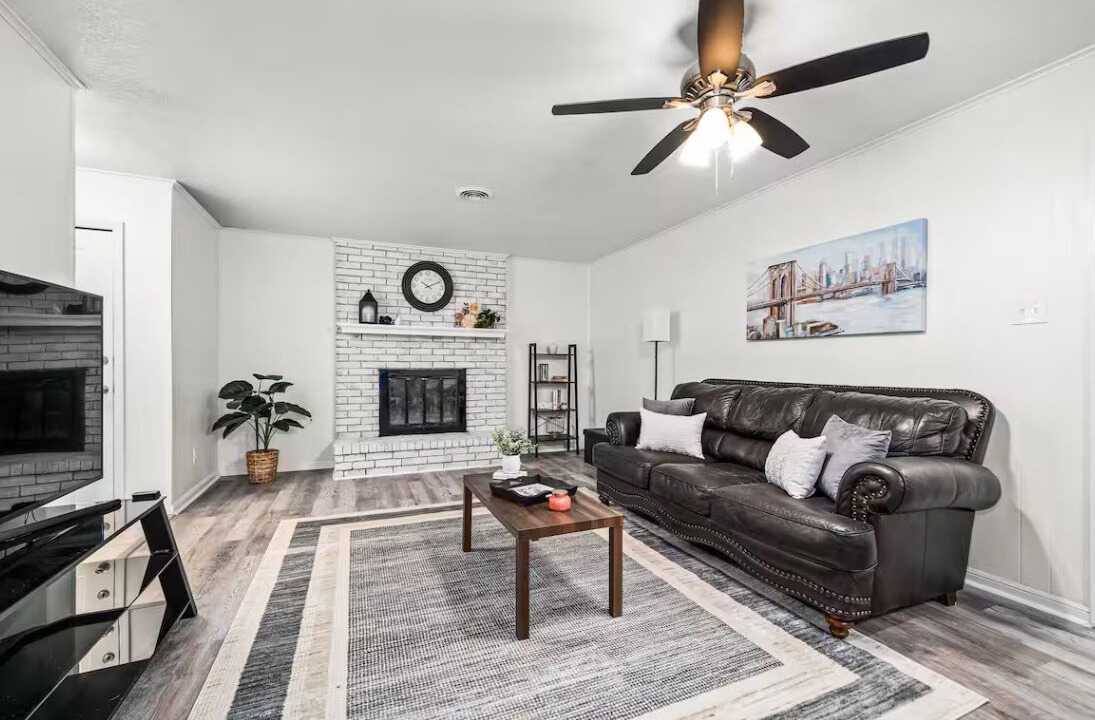 Photo of Livingroom in Fort Smith
