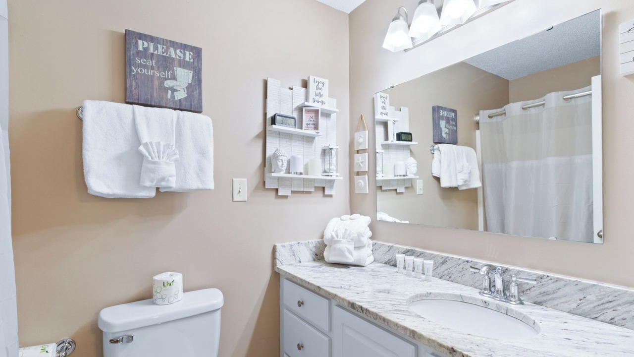 Photo of Bathroom in Gulf Shores