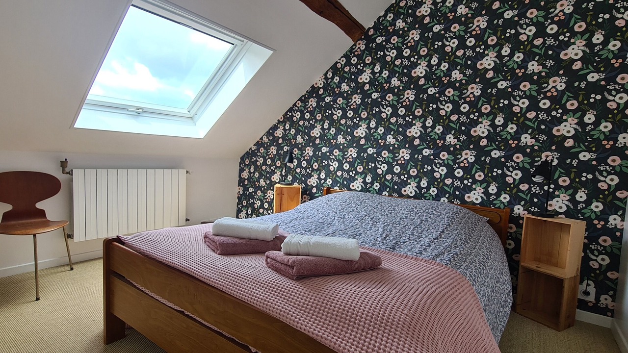 Photo of Bedroom in Les Essarts-le-Roi