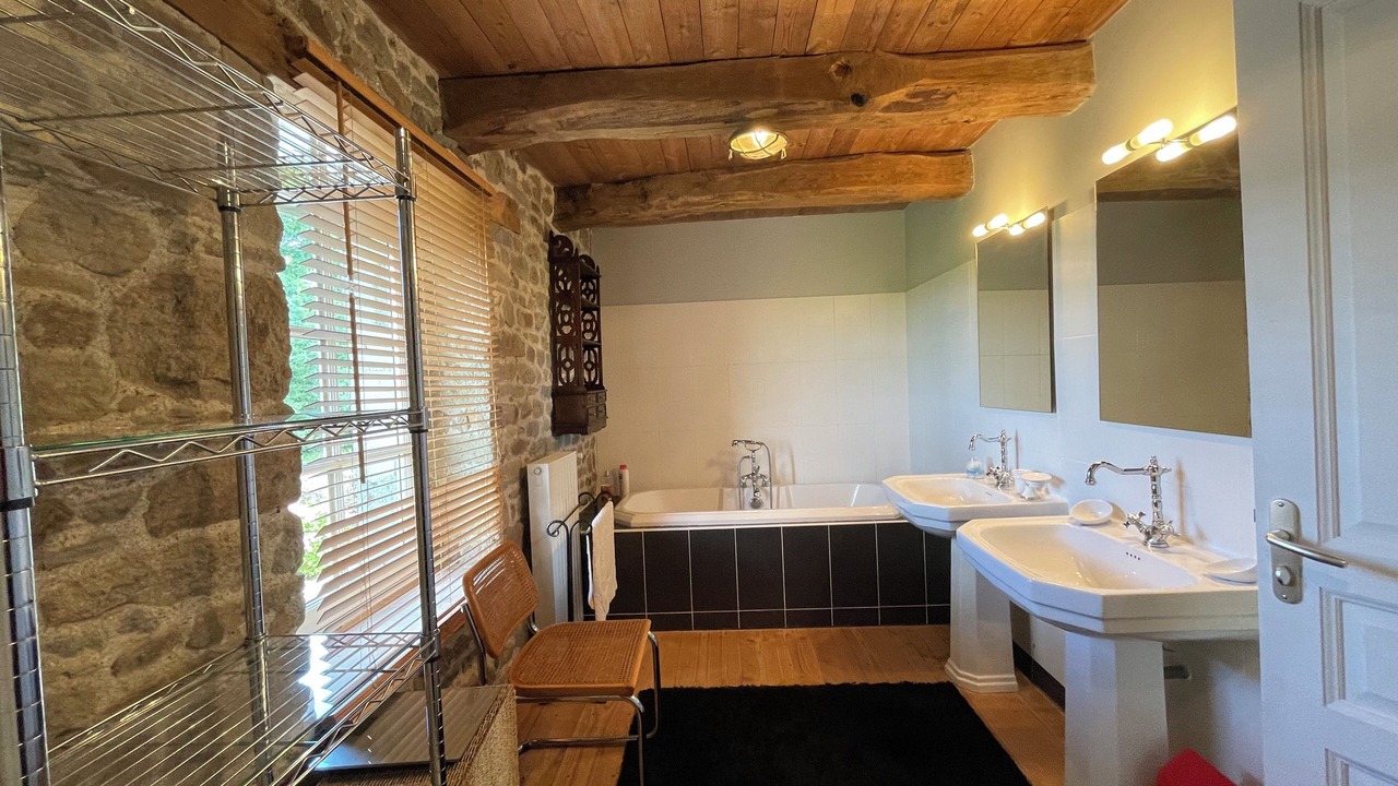 Photo of Bathroom in Pleudihen-sur-Rance