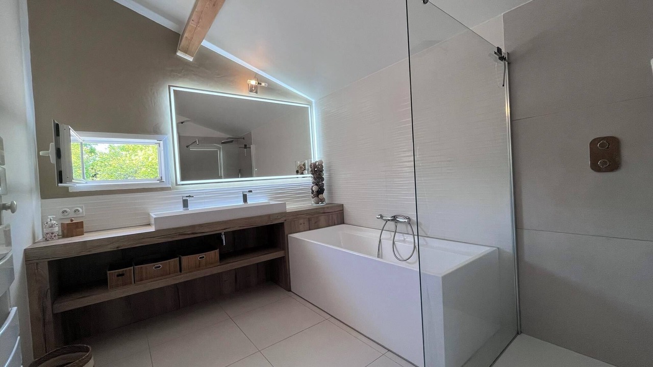 Photo of Bathroom in Orgnac-l'Aven