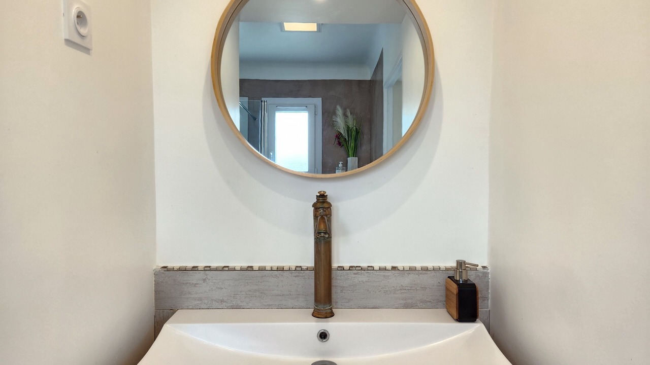 Photo of Bathroom in Le Pouliguen