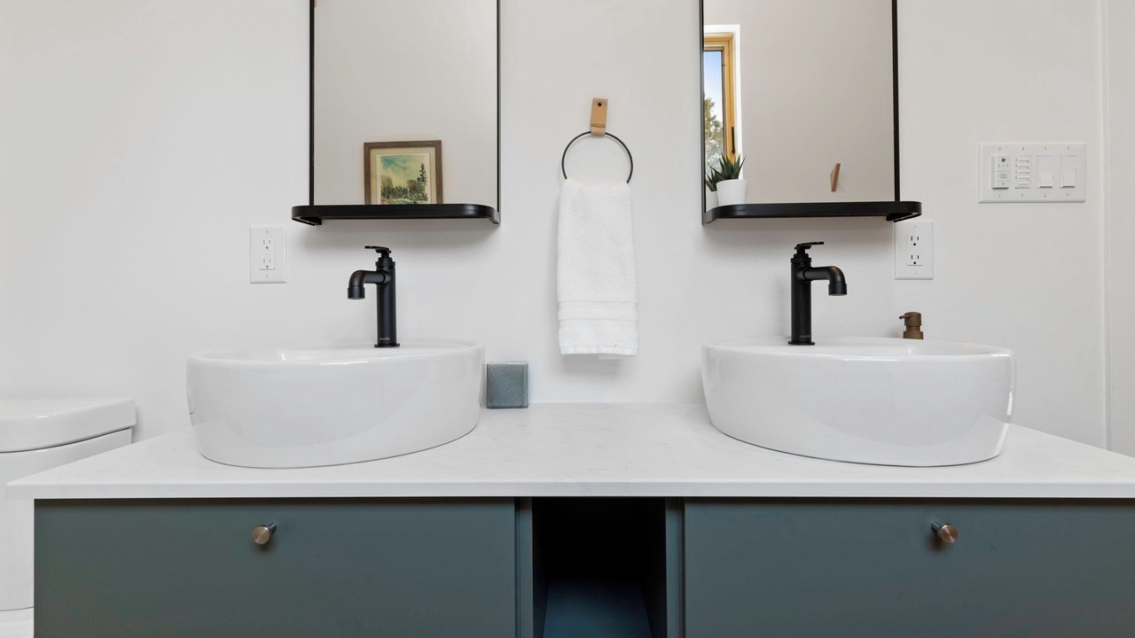 Photo of Bathroom in Parry Sound
