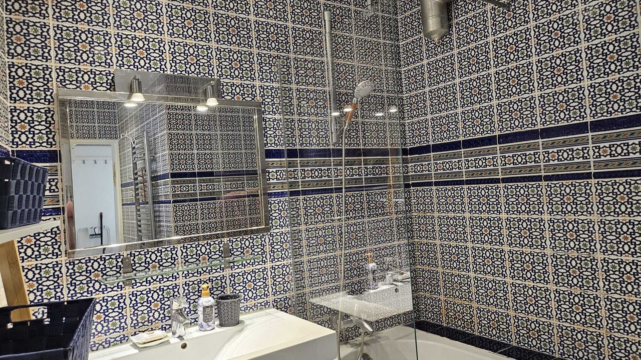Photo of Bathroom in Quartier de Rochechouart