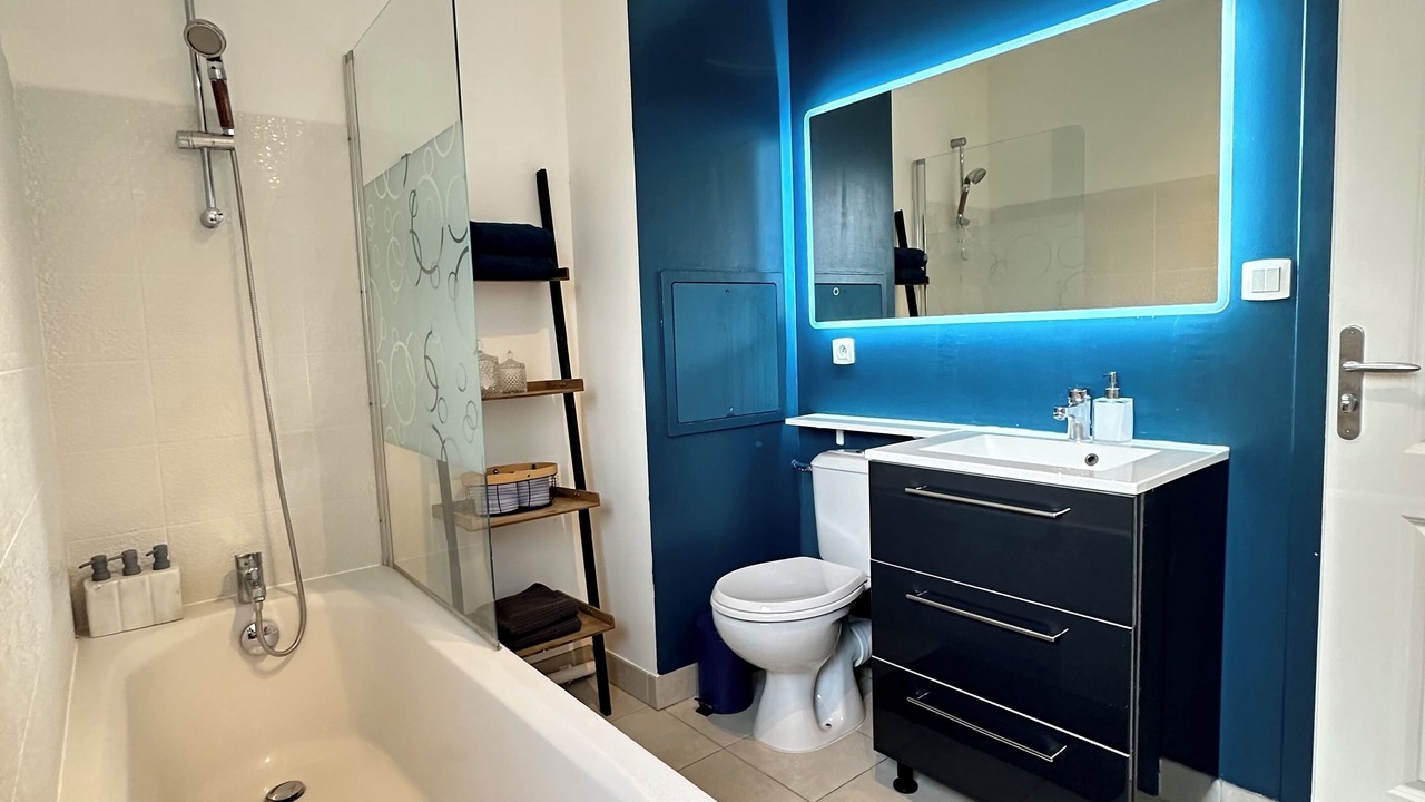 Photo of Bathroom in Sainte Marie - Saint Leon