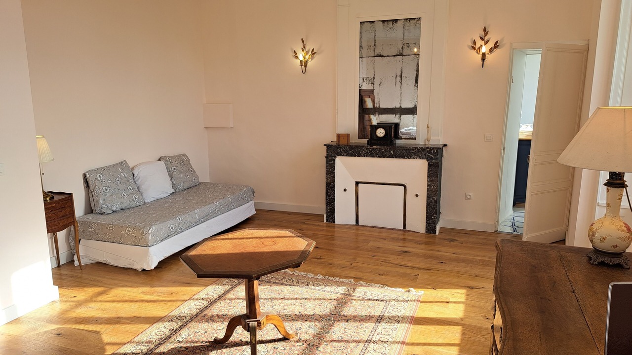 Photo of Others in Agy