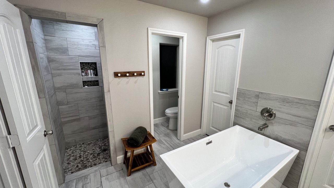 Photo of Bathroom in Lubbock County