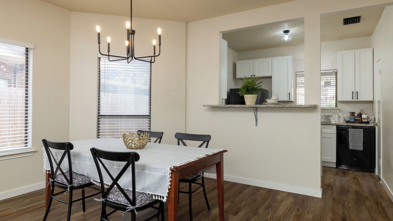 Photo of Bedroom in Euless
