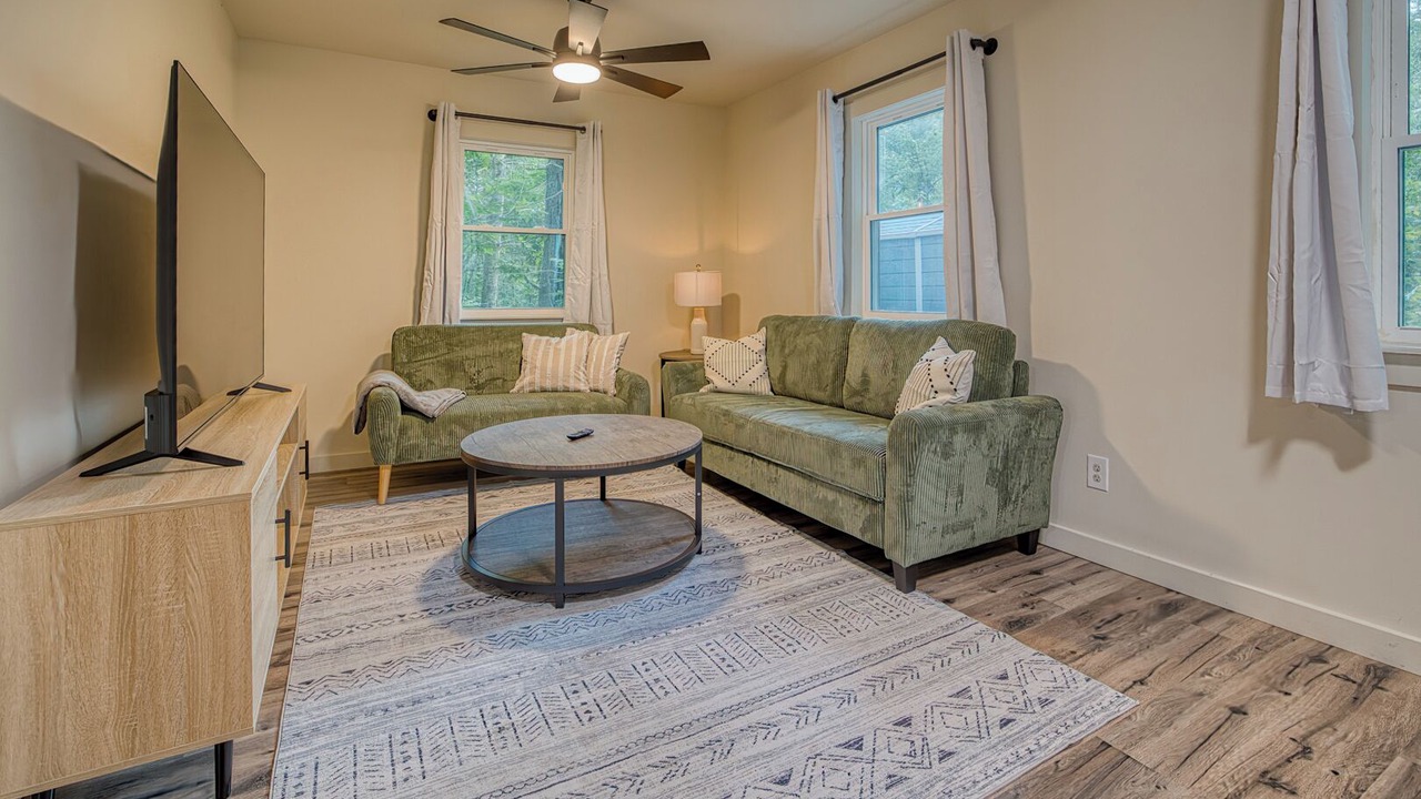 Photo of Livingroom in East Ellijay
