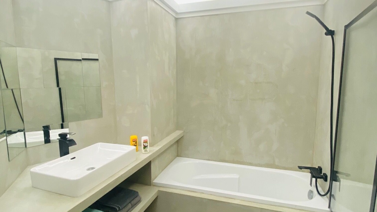 Photo of Bathroom in Breche - Prefecture