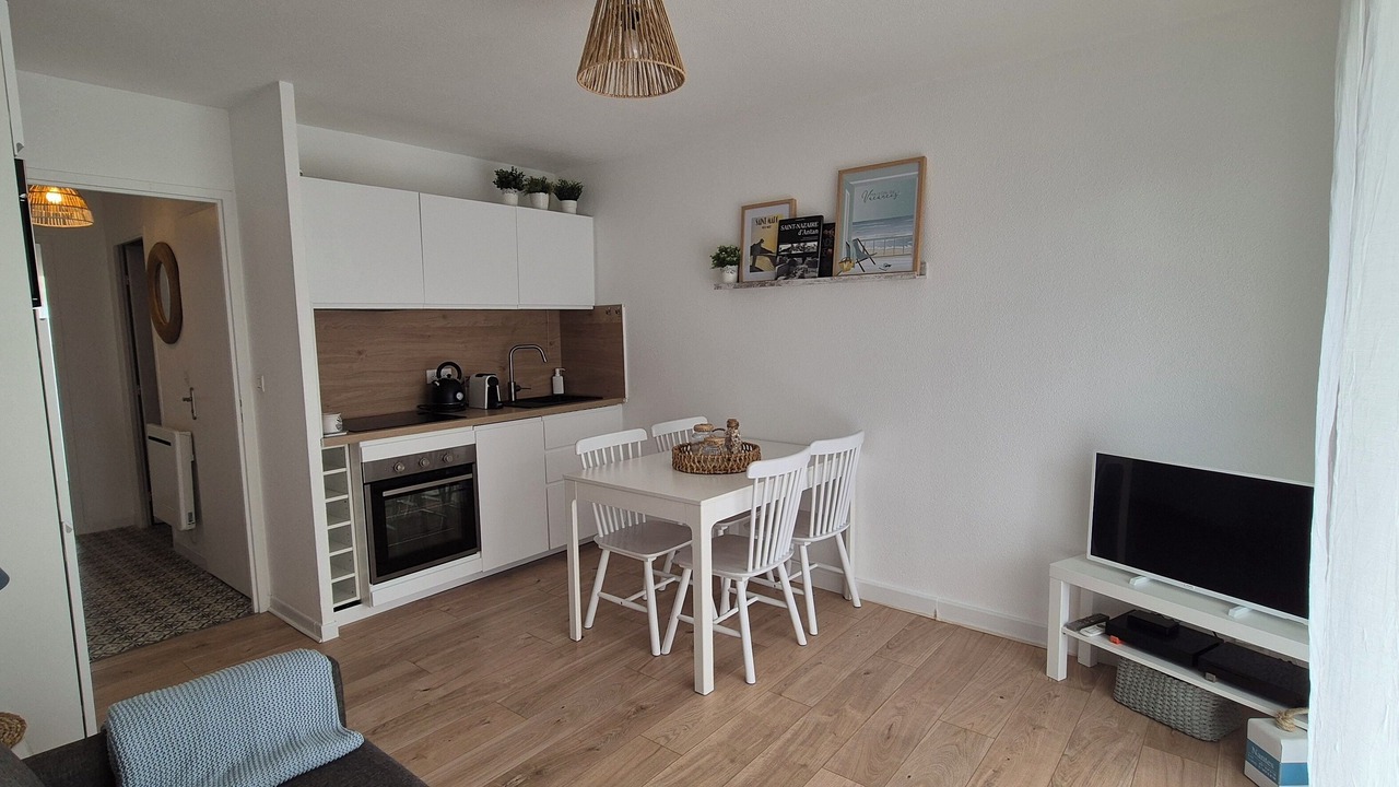 Photo of Livingroom in Saint-Marc-sur-Mer
