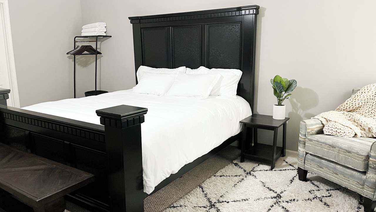 Photo of Bedroom in Avon